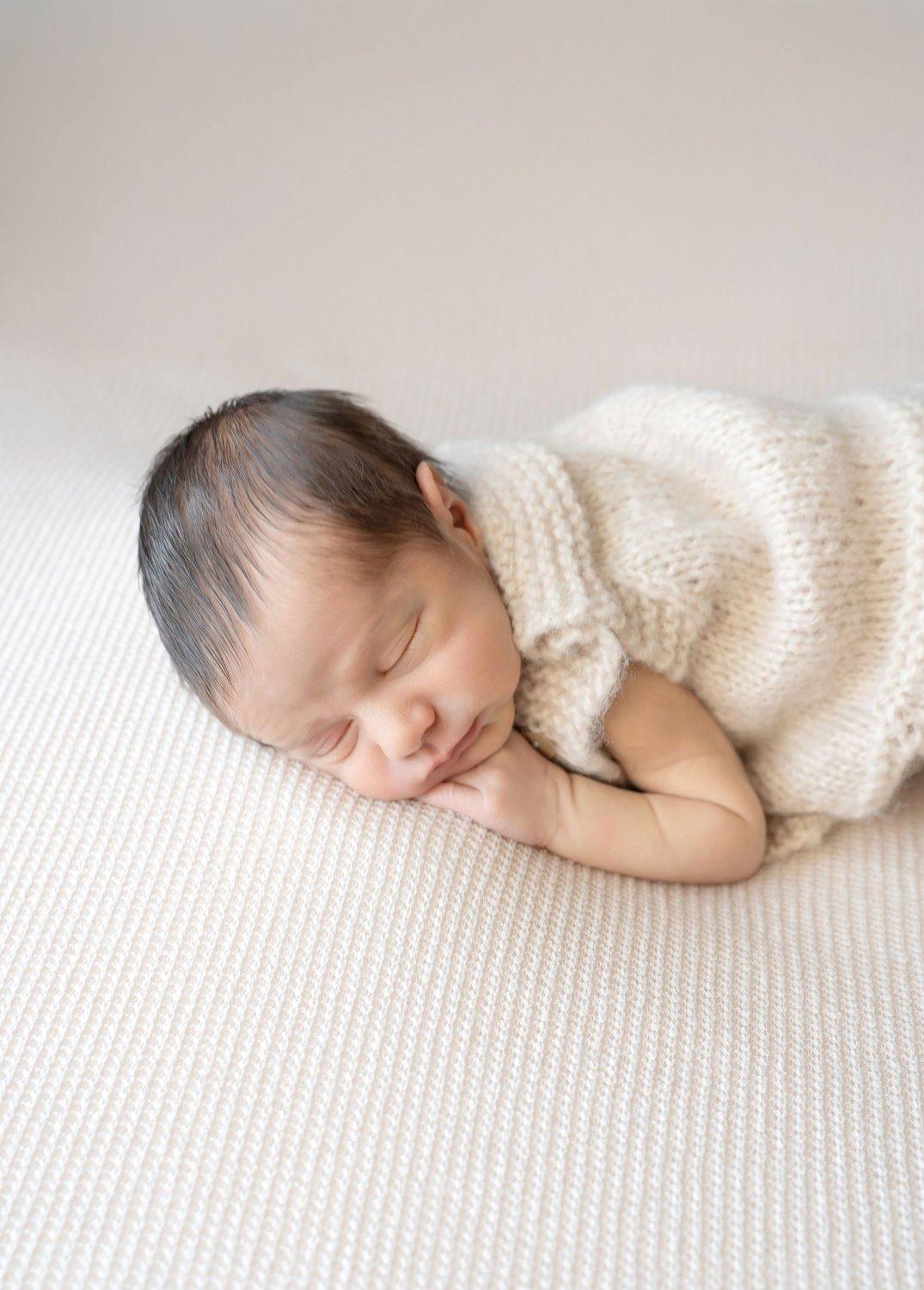 carousel-hero-element image-2