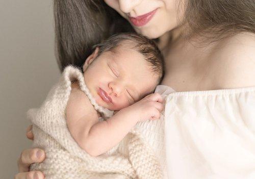 mobile - carousel-hero-element image-0